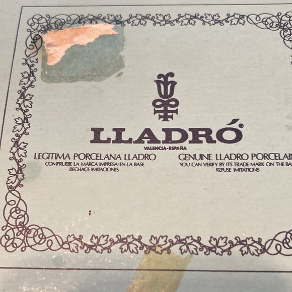 Lladro Christmas Bell with original hanging ribbon and box 1988 - Picture 7 of 11